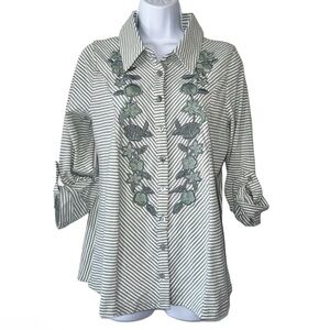 Soft Surroundings Women’s Sage Green & White Embroidery Anisa Tunic-Petite Small
